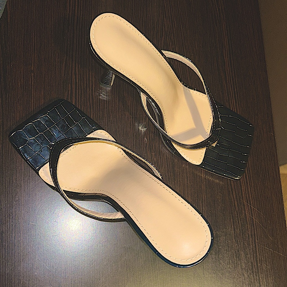 Women black heels flip flop heel with cushions. Fake crocodile skin